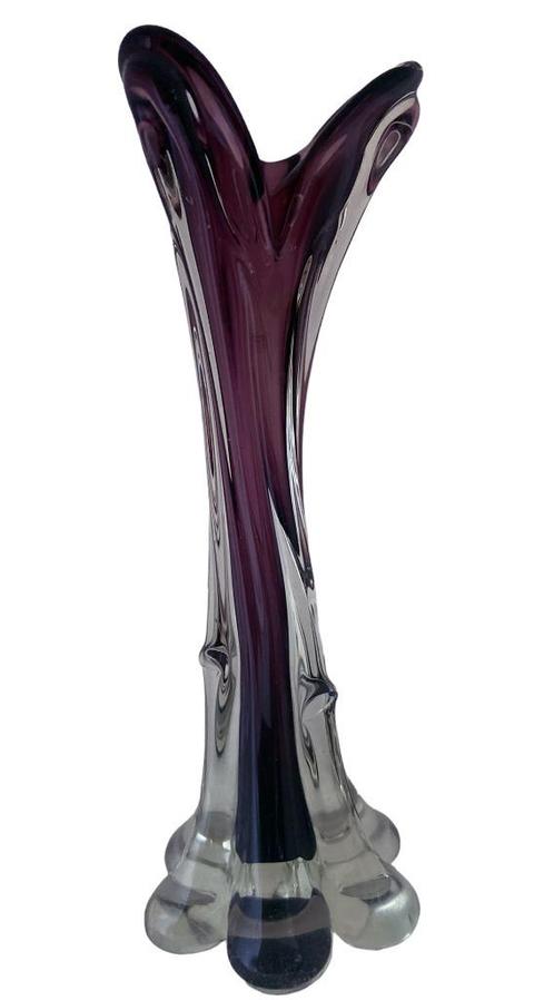 Vase solitaire Murano bicolore, Antiquités & Art, Antiquités | Verre & Cristal, Enlèvement ou Envoi