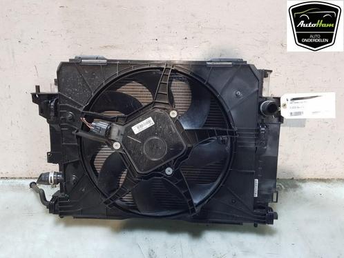 RADIATEUR COMPLEET Renault Twingo III (AH) (01-2014/-), Auto-onderdelen, Airco en Verwarming, Renault, Gebruikt