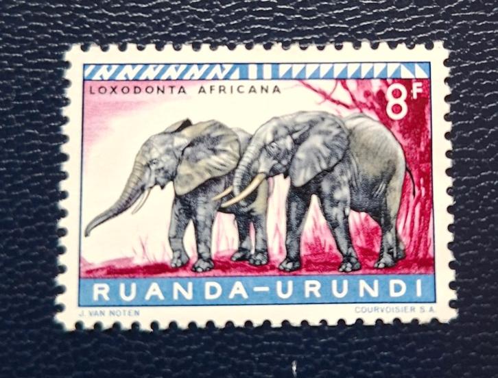 Postzegel Ruanda-Urundi OBP 215**, Postzegels en Munten, Postzegels | Afrika, Postfris, Ophalen of Verzenden