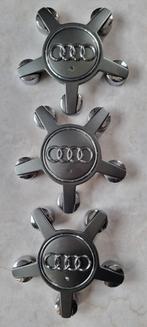 3 centrale wieldoppen voor Audi TT aluminium velgen, Ophalen, Zo goed als nieuw