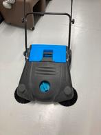 Borstel machine, Tuin en Terras, Veegmachines, Ophalen, Zo goed als nieuw, Gardena
