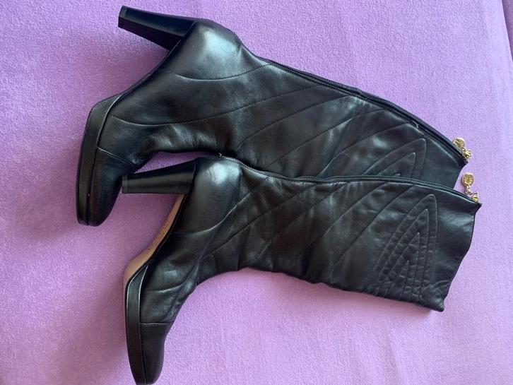 Laarzen - Voltan, Kleding | Dames, Schoenen, Nieuw, Hoge laarzen, Zwart, Ophalen of Verzenden