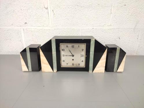 Marmeren art deco schouwklok, Antiek en Kunst, Antiek | Klokken, Ophalen of Verzenden