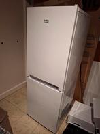 Beko koelkast en vries, Elektronische apparatuur, Koelkasten en IJskasten, Ophalen, Zo goed als nieuw