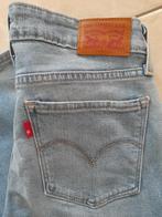 Levis straight slim W27 NIEUW, Neuf, Enlèvement ou Envoi, W27 (confection 34) ou plus petit, Bleu