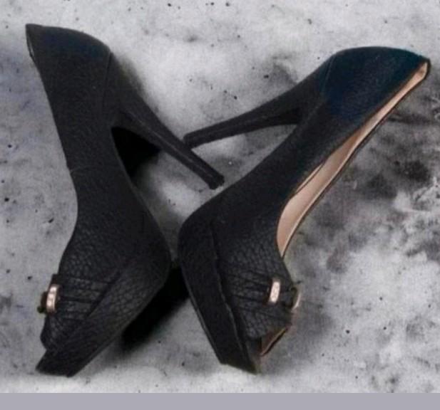 ✨️COLIRES Pumps Maat 36 - Met BUNDELKORTING‼️✨️, Kleding | Dames, Schoenen, Zo goed als nieuw, Pumps, Zwart, Ophalen of Verzenden