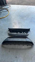 Plastique calandre ford fiesta 2010, Auto's, Particulier, Te koop