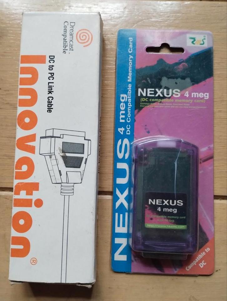Dreamcast Innovation & HKEMS-set VMU 512kB, Consoles de jeu & Jeux vidéo, Consoles de jeu | Autre, Comme neuf, Enlèvement