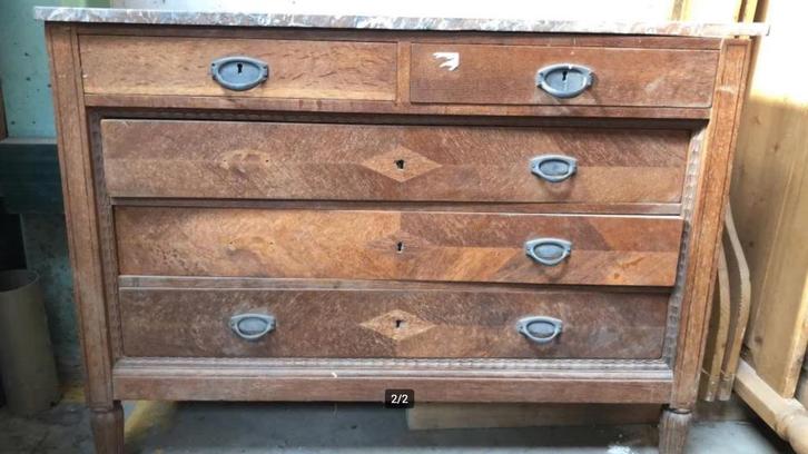 Antieke groote massief houten ladekast / commode, Antiek en Kunst, Antiek | Meubels | Kasten, Ophalen