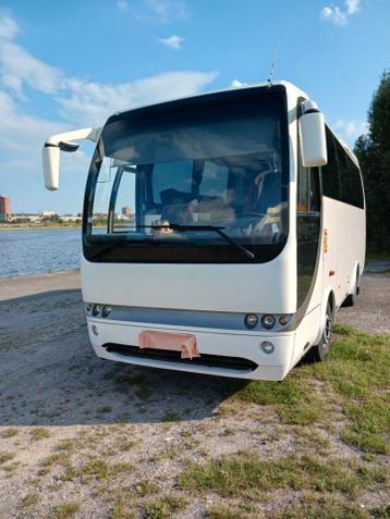 Omgebouwde bus-vasp-camper