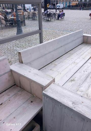 6 Grote Landelijke, houten banken van 3M plus kussens!  beschikbaar voor biedingen