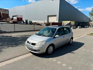 Renault Scenic 2.0 Benzine! Automaat! 189000Km! Pano! Airco!, Auto's, 4 cilinders, Bedrijf, 5 zetels, 1987 cc