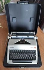 Vintage Olympia Schrijfmachine (model Monica 1974), Diversen, Typemachines, Ophalen