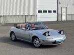 Mazda MX-5 1.6i 16v NA | Rood interieur | Nieuwe distributie, Auto's, Achterwielaandrijving, 4 cilinders, Leder en Stof, Handgeschakeld