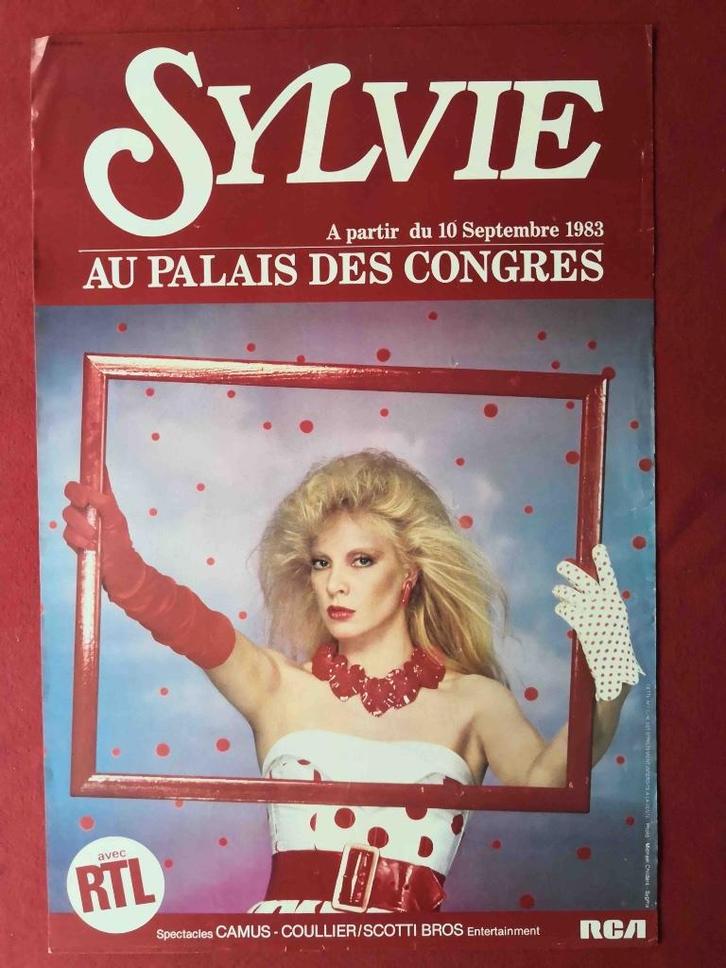 SYLVIE VARTAN - ZELDZAME POSTER - 41/61 CM, Verzamelen, Posters, Gebruikt, Muziek, A1 t/m A3, Rechthoekig Staand, Ophalen of Verzenden