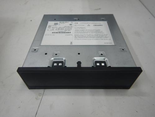 VW ID4 Regelapparaat Radio Navigatie 10A035820F, Auto diversen, Autonavigatie, Gebruikt, Ophalen of Verzenden