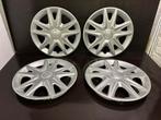 4 Ford fiesta Ka transit b-max focus 15" wieldoppen, Auto diversen, Wieldoppen, Zo goed als nieuw