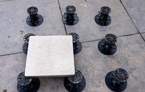 29 verstelbare tegelsteunen voor aanleg verhoogd terras, Tuin en Terras, Tegels en Klinkers, Ophalen