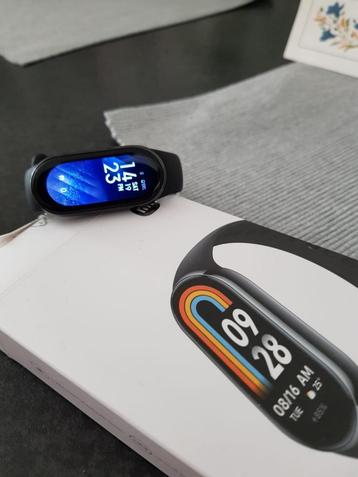 Xiaomi Smartband 8 beschikbaar voor biedingen