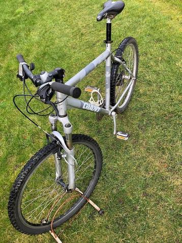 Giant mountainbike 26” beschikbaar voor biedingen