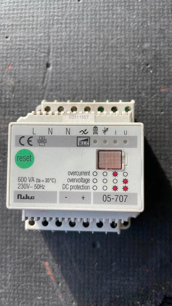 Niko - Universele modulaire dimmer 600VA (3A), Hobby en Vrije tijd, Elektronica-componenten, Zo goed als nieuw, Ophalen of Verzenden