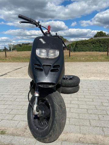 Piaggio typhoon 50cc tekoop /teruil beschikbaar voor biedingen