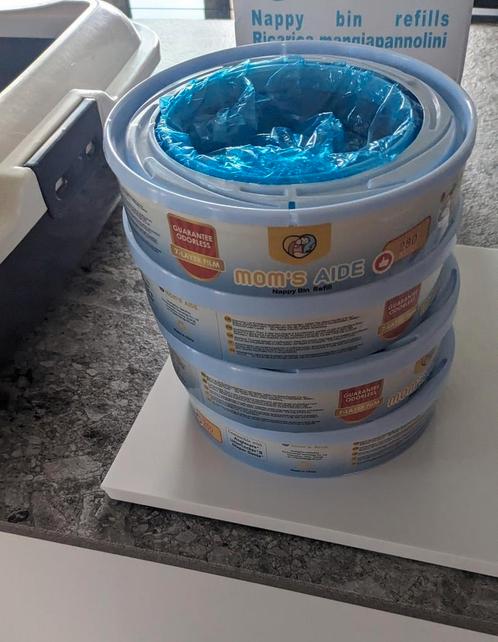 Kattenbak,Litter Locker,Washing Glove,eetbakjes en navulcas., Computers en Software, Beschrijfbare discs, Zo goed als nieuw, Ophalen