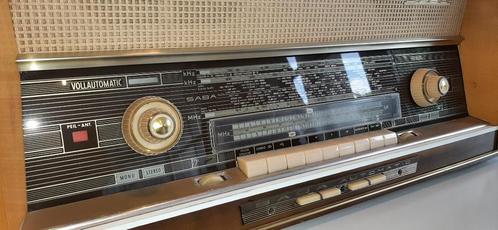 Zeer mooie SABA automatische 125 stereo vintage buizenradio, Antiek en Kunst, Antiek | Tv's en Audio, Ophalen of Verzenden