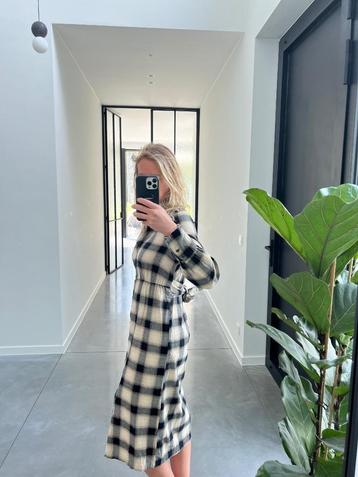 Geruite jurk  beschikbaar voor biedingen