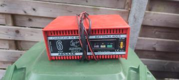 12V 6A accu lader  beschikbaar voor biedingen