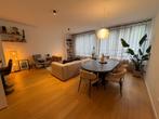 Ruim en lichtrijk appartement in centrum Brussel, Immo, Huizen en Appartementen te koop, Tot 200 m², Brussel, 2 kamers, Verkoop zonder makelaar