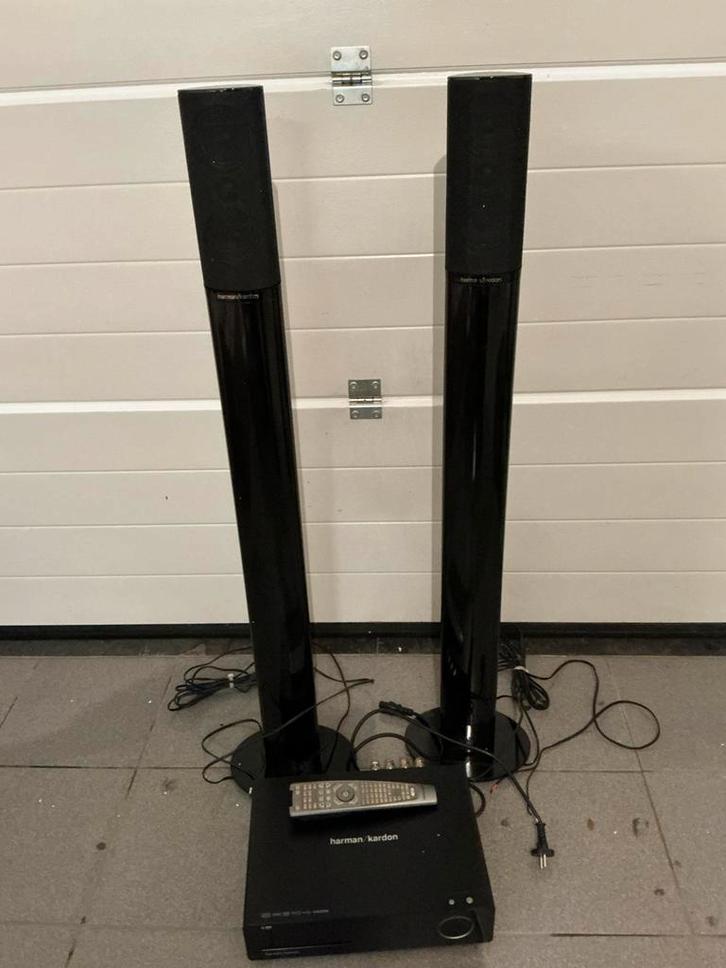 Harman Kardon HS 200 met 2 boxen 65 watt op standaard, Audio, Tv en Foto, Home Cinema-sets, Zo goed als nieuw, Ophalen