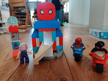 Duplo 10940 "Le QG de spiderman"