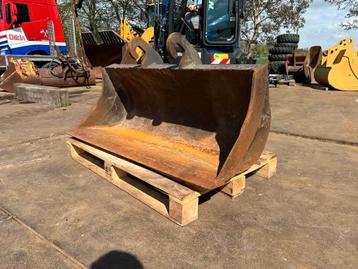 Matt Nielen wide bucket CW10 130cm