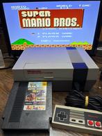nintendo nes 1985 + 143 jeux, Games en Spelcomputers, Ophalen of Verzenden, Zo goed als nieuw, Met 1 controller, Met games