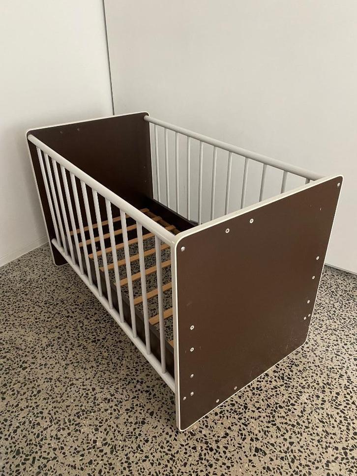 Lit bébé vintage, Enfants & Bébés, Berceaux & Lits, Utilisé, Lit, Enlèvement