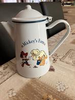 Vintage Disneyland Koffiekan / theekan ' Mickey's Farm ', Verzamelen, Ophalen of Verzenden, Mickey Mouse