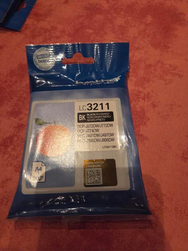 Brother LC3211BK NIEUW, Computers en Software, Printerbenodigdheden, Nieuw, Cartridge, Ophalen of Verzenden