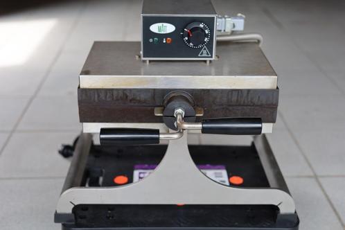 MATT Groot draaibaar wafelijzer - 4x4x6 Brusselse, Elektronische apparatuur, Wafelijzers, Gebruikt, Ophalen