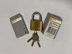 NIEUW 36st. Yale hangslot, Ophalen, Nieuw, Slot
