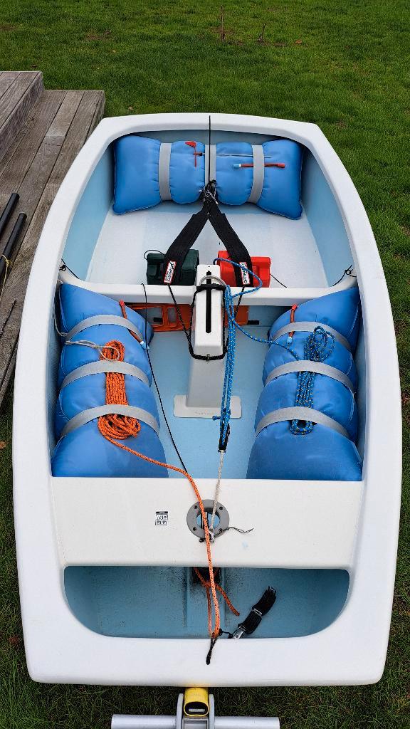 Wedstrijdoptimist (Winner), Watersport en Boten, Open zeilboten, Gebruikt, Optimist, Minder dan 3 meter, Polyester, Geen motor