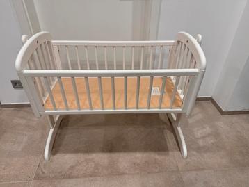 Confortable berceau à bascule avec matelas - TROLL, Enlèvement, Comme neuf