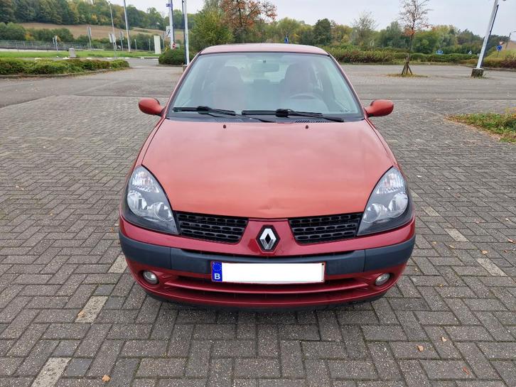 Clio 2 2003, Auto's, Renault, Particulier, Clio, ABS, Elektrische ramen, Metaalkleur, Radio, Startonderbreker, Traction-control
