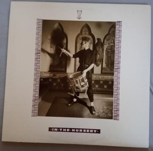 Vinyl: In The Nursery – Trinity (SOX 019) 12", CD & DVD, Vinyles | Autres Vinyles, Utilisé, 12 pouces, Enlèvement