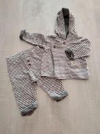 Ensemble pantalon / veste h&m taille 62, Enfants & Bébés, Vêtements de bébé | Taille 62, Comme neuf, Ensemble, Enlèvement ou Envoi