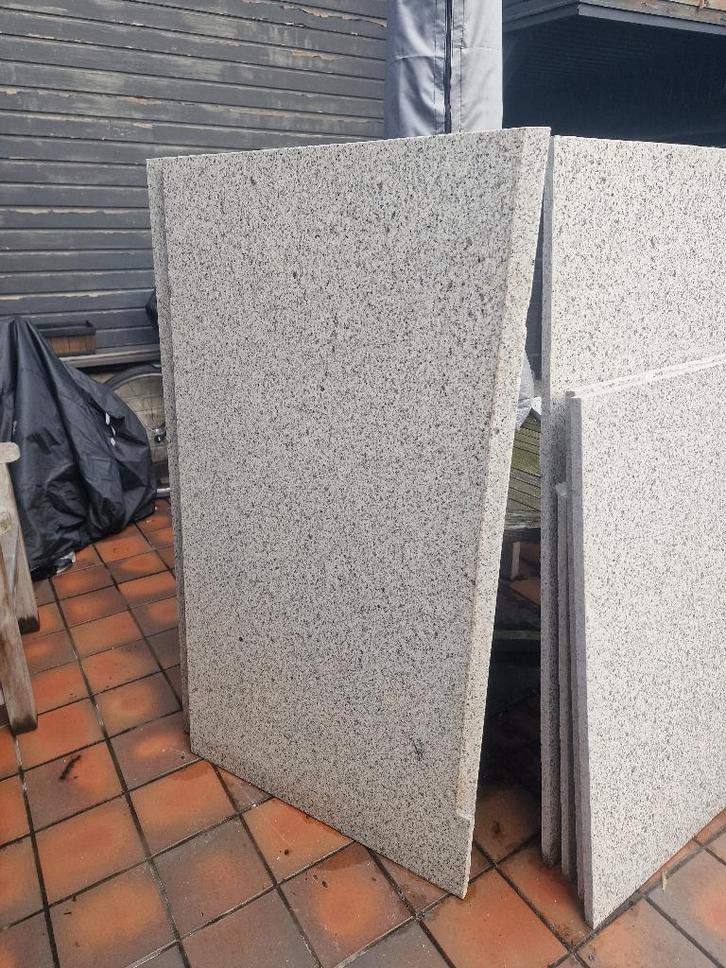 Graniet, Bricolage & Construction, Dalles & Carrelages, Comme neuf, Carrelage mural, Granit, 60 cm ou plus, 40 à 60 cm, 5 à 10 m²