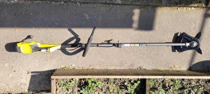 Débroussailleuse RYOBI  électrique 1200 W, Tuin en Terras, Bosmaaiers, Zo goed als nieuw, Elektrisch, 10 tot 30 cm, Ophalen