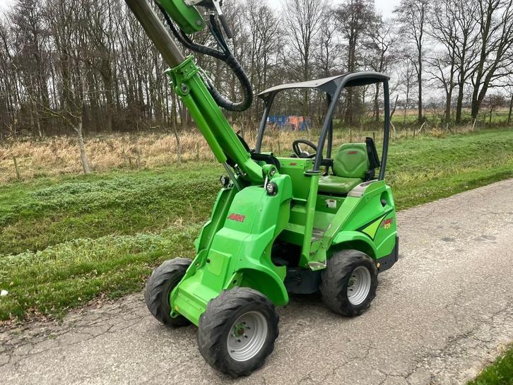 Avant R28 2018 Kniklader, Zakelijke goederen, Machines en Bouw | Tuin, Park en Bosbouw, Overige typen, Ophalen