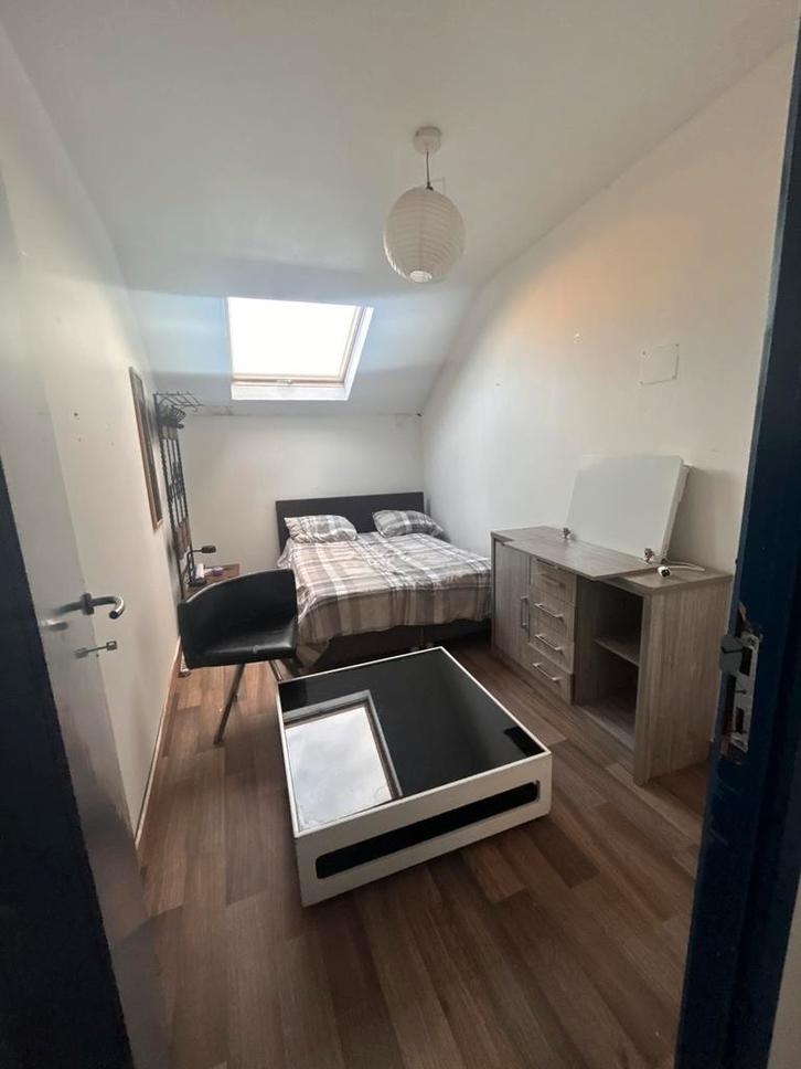 Chambre sans adresse à louer, Immo, Appartementen en Studio's te huur