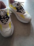 BASKETS femme cuir AXEL ARIGATO, Ophalen of Verzenden, Gebruikt, Schoenen